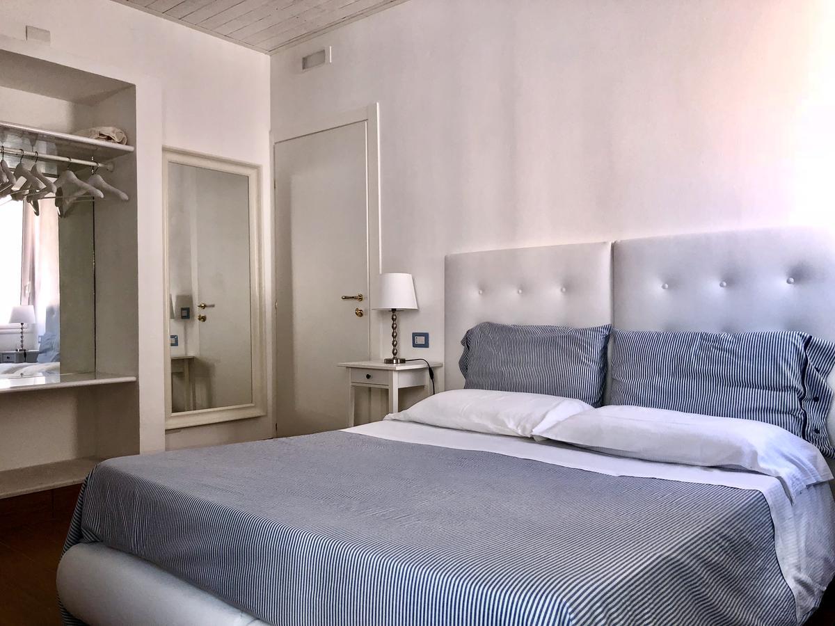 Sant'Agostino Suites & Rooms มาซารา เดล วัลโล ภายนอก รูปภาพ